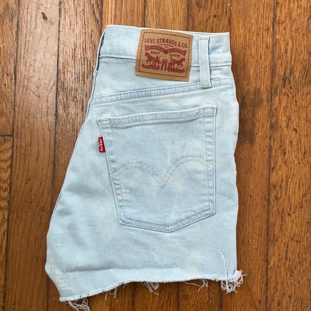 Levi’s High-Rise Jean Shorts